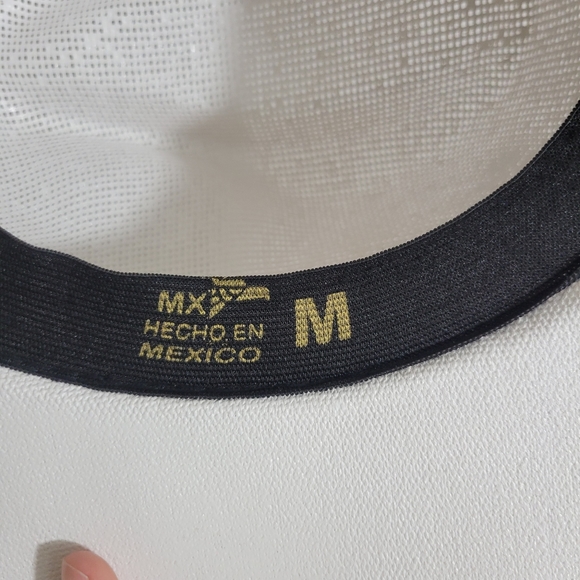 New Beautiful Embroidered Hat - Picture 8 of 13